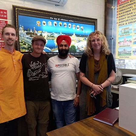 Jasneet Homestay Amritsar Eksteriør bilde