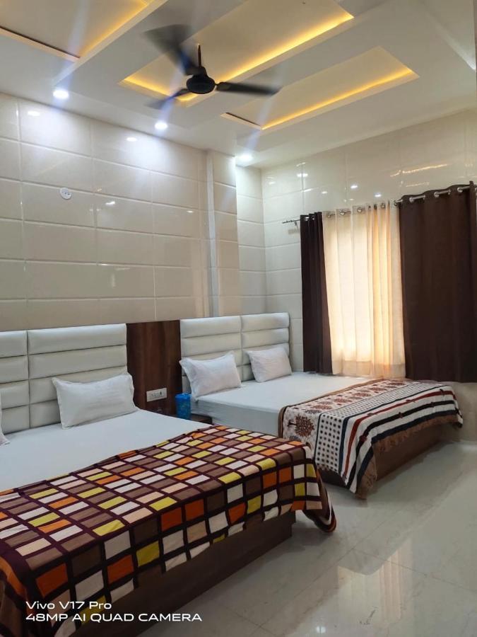 Jasneet Homestay Amritsar Eksteriør bilde