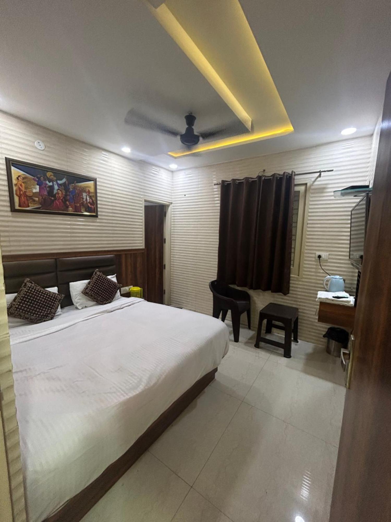 Jasneet Homestay Amritsar Eksteriør bilde